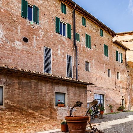 Porta Romana Elegant Apartments With Private Parking! 시에나 외부 사진