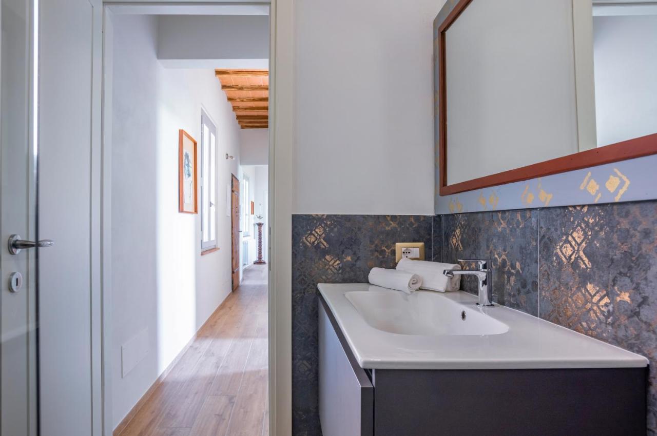 Porta Romana Elegant Apartments With Private Parking! 시에나 외부 사진