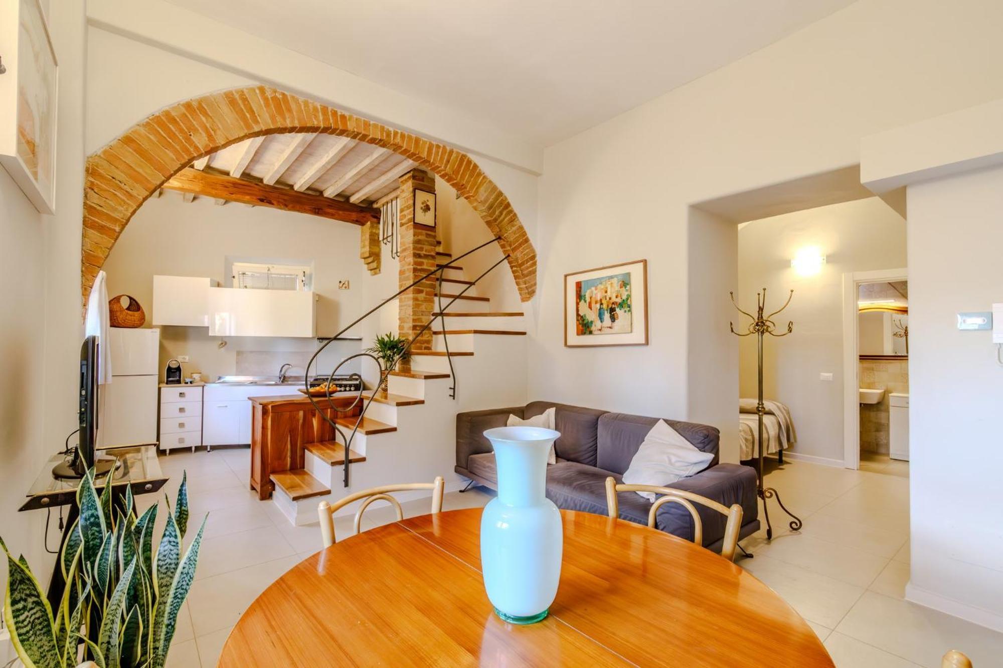 Porta Romana Elegant Apartments With Private Parking! 시에나 외부 사진
