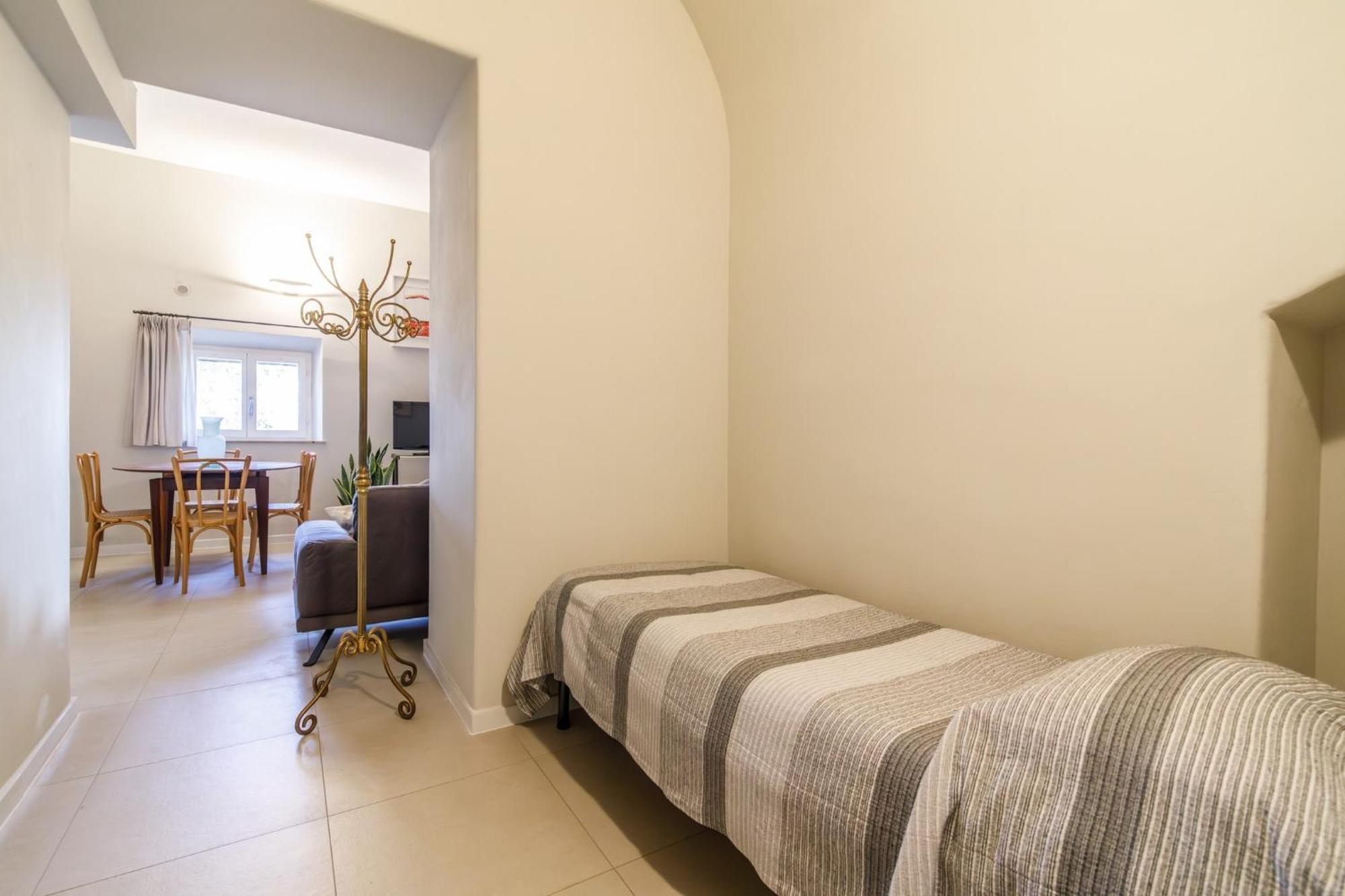 Porta Romana Elegant Apartments With Private Parking! 시에나 외부 사진
