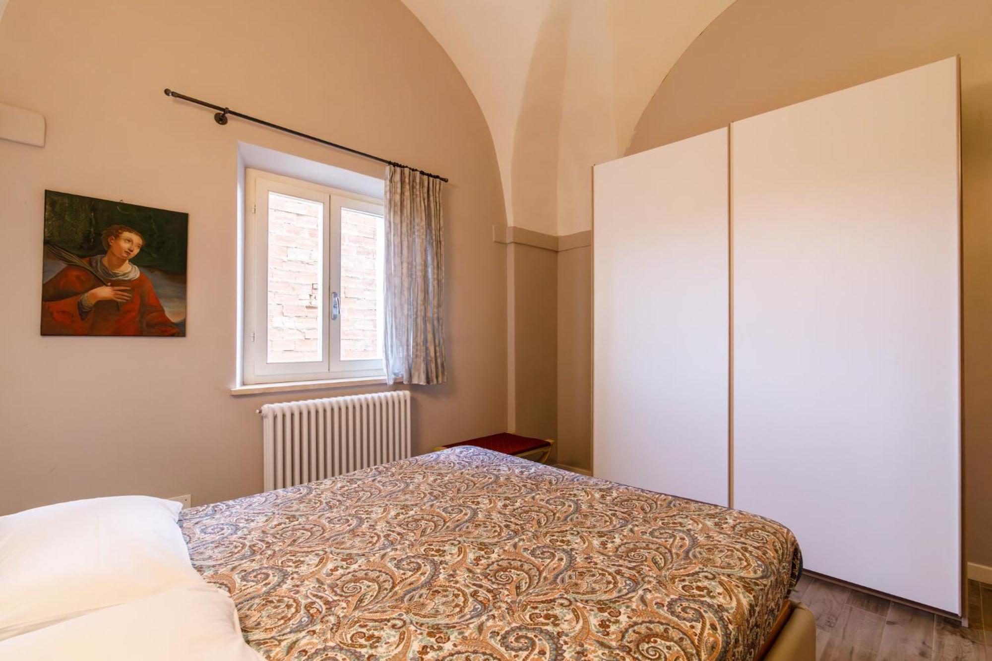 Porta Romana Elegant Apartments With Private Parking! 시에나 외부 사진